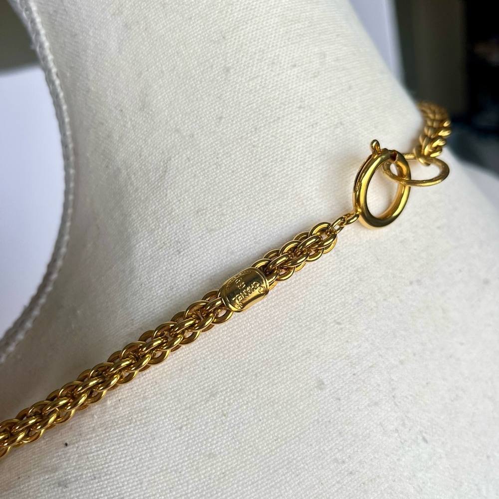 Chanel Gripoix Vintage red green glass 24k gold necklace. Rare! Authentic, EUC. - Picture 6 of 11
